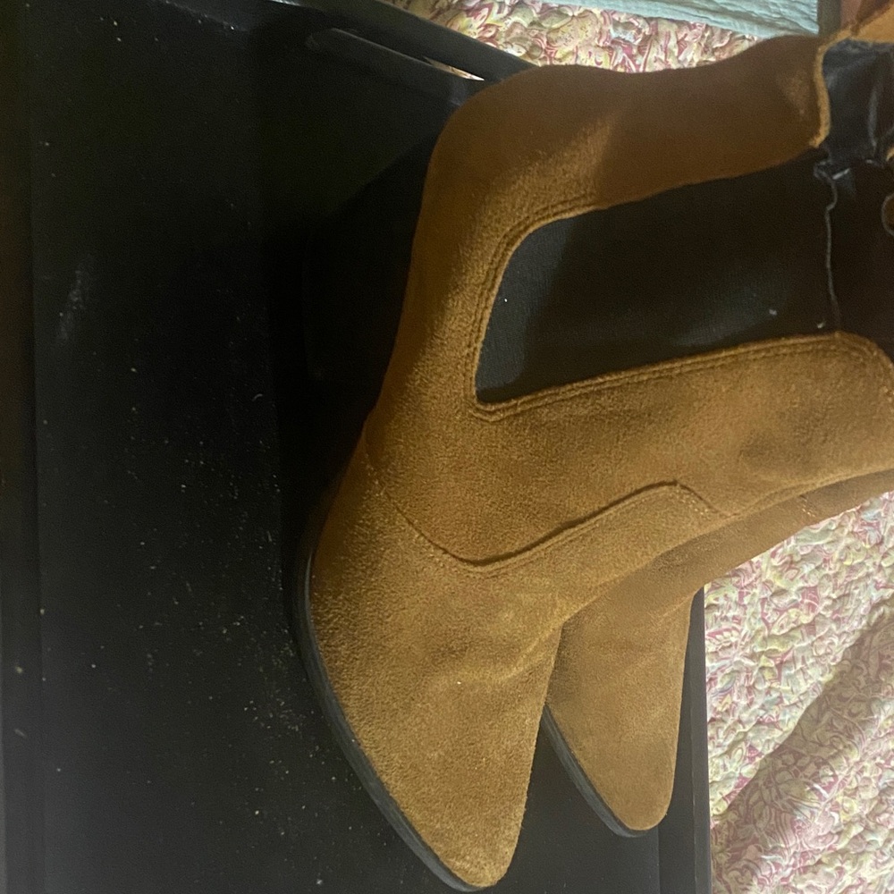Steve Madden Camel Suede Ankle Booties- Women size 10